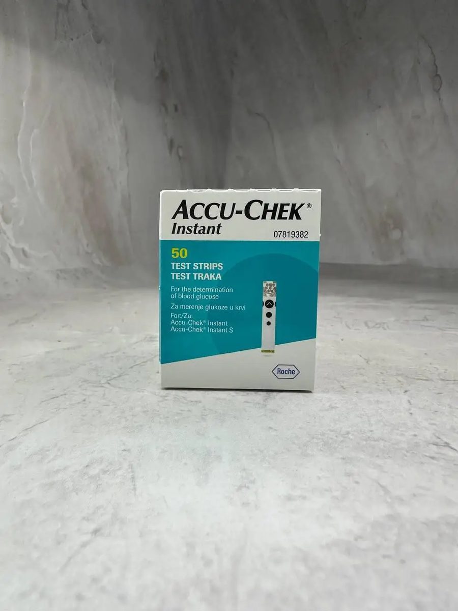 Упаковка тест-смужок Accu-Chek Instant, 50 шт